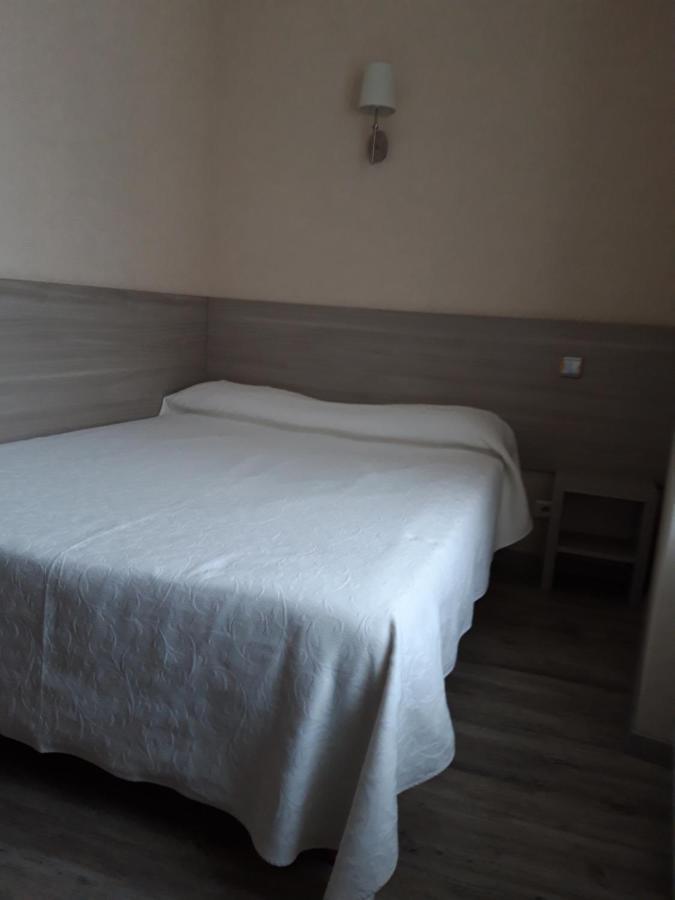 Hotel La Guimbarde Морто Екстериор снимка