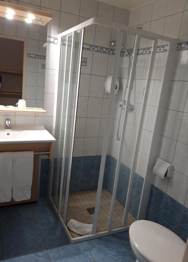 Hotel La Guimbarde Морто Екстериор снимка